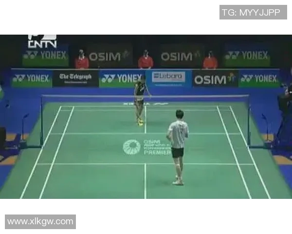 广州羽毛球队包夹战术解析与实战应用探讨